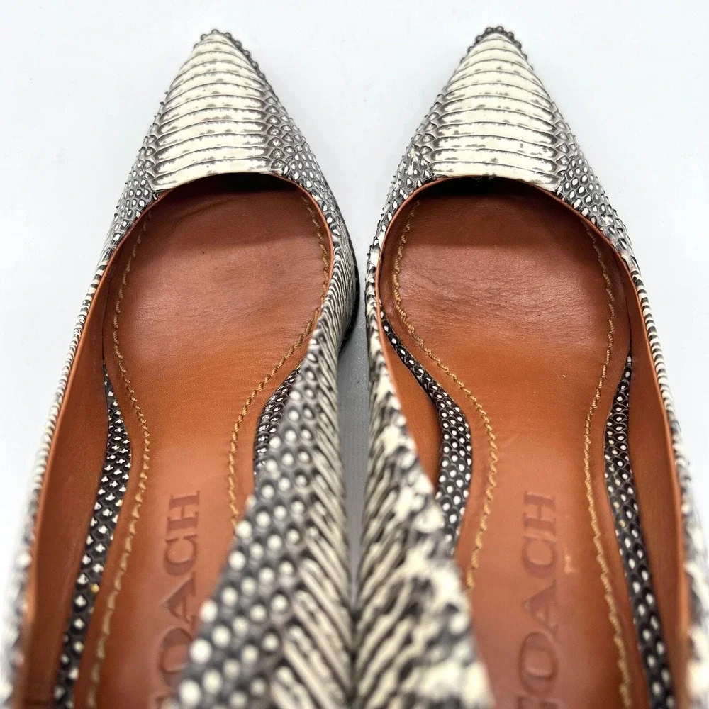 COACH Pumps Women 6 Black White Snakeskin Print Stiletto Pointed Toe Beadchain